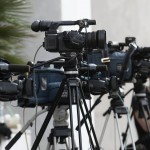 Σε αυτή τη χώρα όλοι θέλουν να πουν τις ειδήσεις.