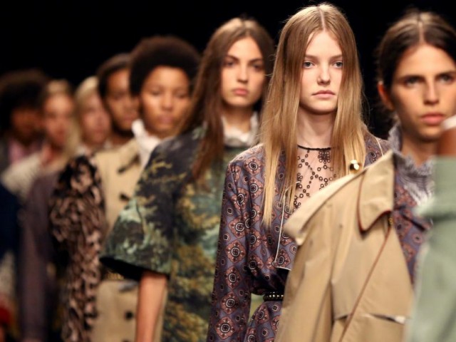 Η γεωμετρία στην Εβδομάδα Μόδας του Λονδίνου