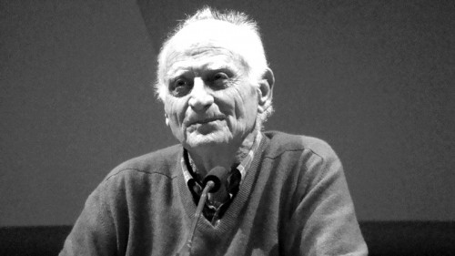 Αντί να κάνουμε πόλεμο στον πόλεμο, θα ήταν πιο έξυπνο να κάνουμε ειρήνη στον πόλεμο