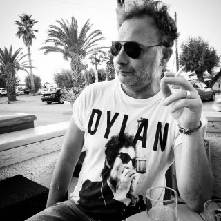 Ο Θανάσης Μήνας άκουγε τους αυτοσχεδιασμούς του Charlie Parker διαβάζοντας την αυτόματη γραφή του Kerouac