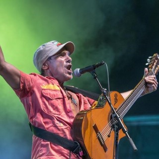 Ο Μάνου Τσάο επιστρέφει στο σπίτι του