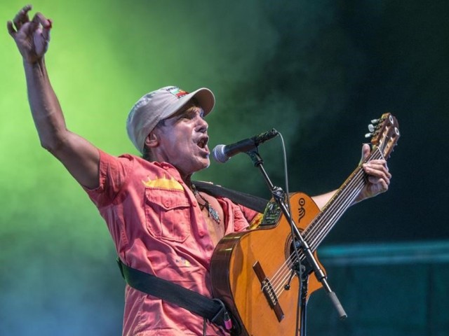 Ο Μάνου Τσάο επιστρέφει στο σπίτι του