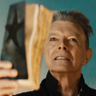 Ποιά είναι τα τελευταία 3 τραγούδια του David Bowie;