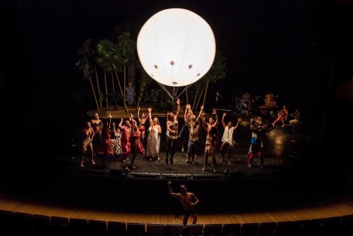 Οι «Όρνιθες» του Νίκου Καραθάνου τώρα και σε live streaming