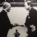 Στις 18 Οκτωβρίου του 1979 ο Οδυσσέας Ελύτης βραβεύεται με το Νόμπελ Λογοτεχνίας