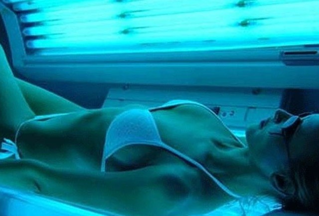 Τί προκαλεί το σολάριουμ;