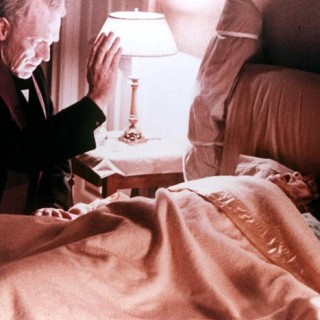 Tα πιο… φονικά έπιπλα στις ταινίες τρόμου!