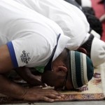 Τί δηλώνουν οι εκπρόσωποι προσφύγων και μεταναστών για το μουσουλμανικό τέμενος στον Βοτανικό;