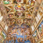 Την 1η Νοεμβρίου του 1512 η οροφή της Καπέλα Σιξτίνα εκτίθεται για πρώτη φορά