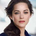 Η Μαριόν Κοτιγιάρ μιλάει για τη μοναξιά