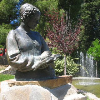 I, της Ιζαμπέλλα Ντι Μόρρα