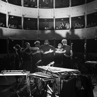 Ένα φθινοπωρινό Σαββατοκύριακο με τον Theodore στη Σύρο