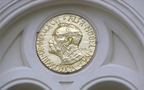 Το Νόμπελ Φυσικής πήραν τρεις Βρετανοί επιστήμονες