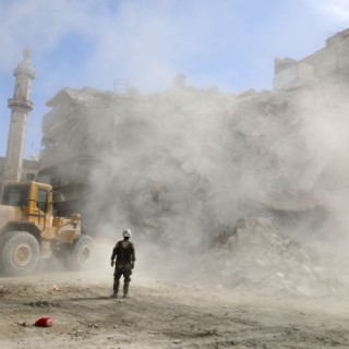 Η Μόσχα αρνείται ότι σκότωσε 22 μαθητές και απορρίπτει την έκθεση του ΟΗΕ που κατηγορεί τη Δαμασκό για χημικές επιθέσεις