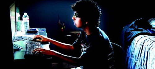 Εθισμένοι στο διαδίκτυο οι χάκερς