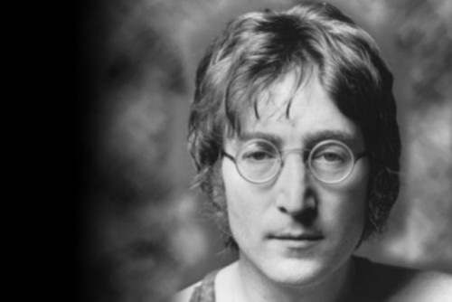 Τί λέει το γράμμα του Τζον Λένον στην Βασίλισσα Ελισάβετ