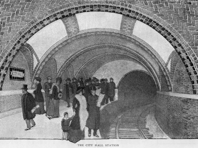 Στις 27 Οκτωβρίου του 1904 ανοίγει η πρώτη υπόγεια γραμμή του Μετρό της Νέας Υόρκης