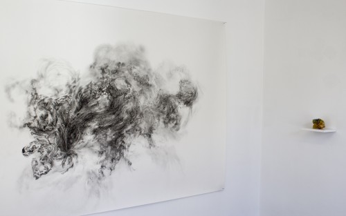 «Βαβέλ, Βαβέλ, είσαι εδώ;» Μία 24ωρη performance στο Κέντρο Ελέγχου Τηλεοράσεων