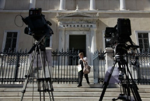 Απορρίπτονται οι προσφυγές για τις τηλεοπτικές άδειες