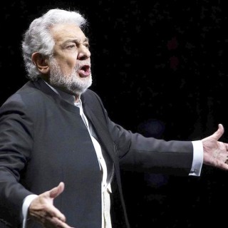 Ο Πλάθιντο Ντομίνγκο τραγουδά στην Αβάνα