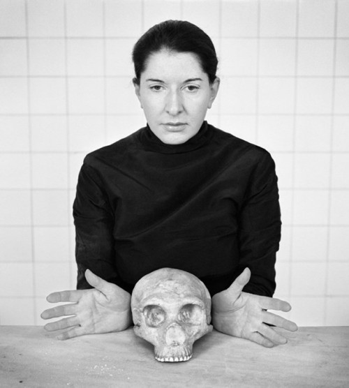 Η Marina Abramović κατηγορήθηκε για σατανιστικό δείπνο