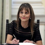 Αχτσιόγλου: Στόχος η ανάσχεση της ανεργίας και η καταπολέμηση της αδήλωτης και υποδηλωμένης εργασίας