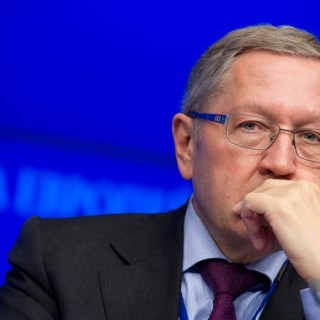 Ρέγκλινγκ: Τα βραχυπρόθεσμα μέτρα ελάφρυνσης του ελληνικού χρέους θα αποφασισθούν πιθανόν φέτος