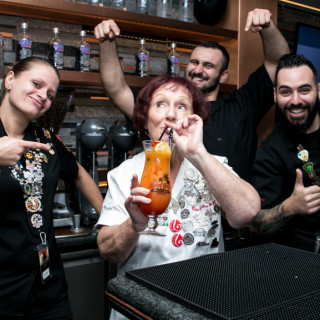 Η πιο καλή γκαρσόνα είναι η Rita Gilligan