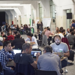 Hack the Camp: Τελική εκδήλωση του δημιουργικού μαραθωνίου για το προσφυγικό στις 2-4 Δεκεμβρίου