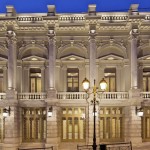 Το «Kοντέινερ» του Εθνικού Θεάτρου στις πλατείες της Αθήνας