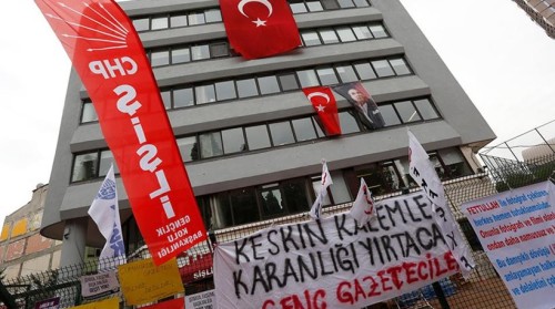 Συνελήφθη ο πρόεδρος του διοικητικού συμβουλίου της εφημερίδας Cumhuriyet