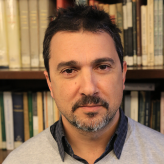 Ο Πάνος Τσίρος θέλει να γράψει ένα βιβλίο στο οποίο να μη συμβαίνει απολύτως τίποτα