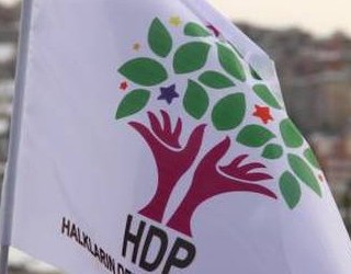 «Πολιτική επιχείρηση» η σύλληψη βουλευτών του HDP, σύμφωνα με εκπρόσωπο του κόμματος