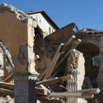 Ιταλία: Το έδαφος μετακινήθηκε κατά 70 εκατοστά σε ορισμένα σημεία εξαιτίας των χιλιάδων σεισμικών δονήσεων