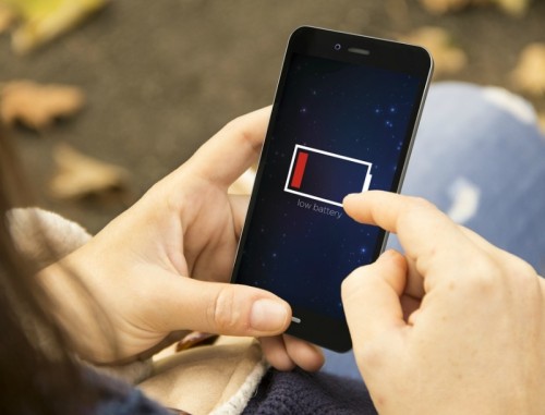 Ποιός είναι ο λόγος που πέφτει η μπαταρία του κινητού σου τόσο γρήγορα;