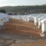 Με σπιτάκια θα αντικατασταθούν ως τις 15 Δεκεμβρίου οι σκηνές των προσφύγων