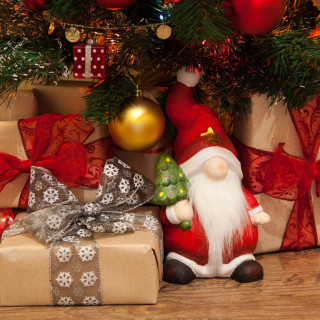 Αυτές είναι οι προτάσεις για Χριστουγεννιάτικα δώρα από την Avon