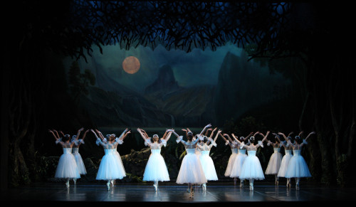 Χριστούγεννα με Ζιζέλ από την Εθνική Λυρική Σκηνή