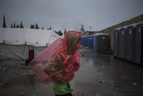 Μπανγκλαντές: Περισσότεροι από 100.000 πρόσφυγες Ροχίνγκια κινδυνεύουν από τις πλημμύρες και τις κατολισθήσεις