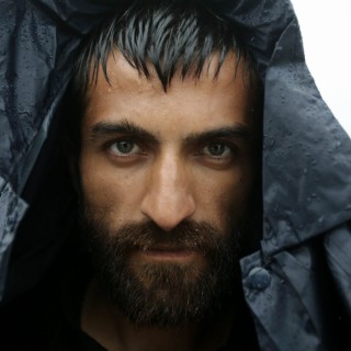 POP 16: Η ομφαλοσκόπηση της χρονιάς που φεύγει