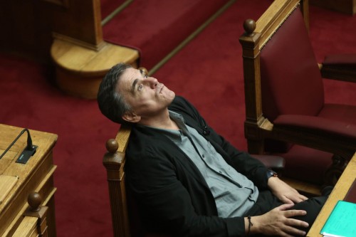 Σύμφωνα με το CNBC, ο Ευκλείδης Τσακαλώτος είναι υποψήφιος για επικεφαλής του ΔΝΤ