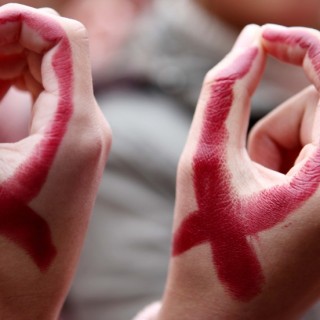 ΟΗΕ: Τρεις στους πέντε οροθετικούς έχουν πλέον πρόσβαση σε θεραπεία