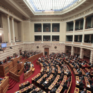 Ανακοινώθηκαν τα μέλη που θα απαρτίζουν την προανακριτική επιτροπή για το σκάνδαλο Novartis