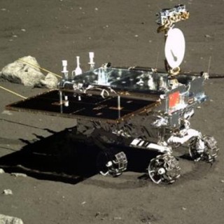 Αποστολή στην αθέατη πλευρά της Σελήνης;