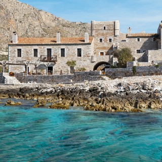 Κυρίμαι: Το πιο ρομαντικό ξενοδοχείο της Ευρώπης βρίσκεται στη Μάνη