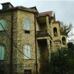 Θα αποκατασταθεί το θερινό ανάκτορο στο Τατόι;