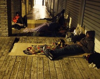 Αυξάνονται καθημερινά οι «νεοάστεγοι» στη Θεσσαλονίκη