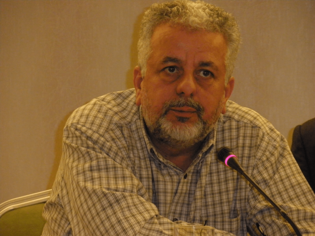 Η σεληνάκατος στην επαρχία, του Άγγελου Καλογερόπουλου