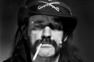 Στις 24 Δεκεμβρίου του 1945 γεννιέται ο Lemmy