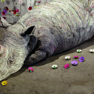 Μετατρέποντας την ειδησεογραφία σε ρεαλιστικά γλυπτά